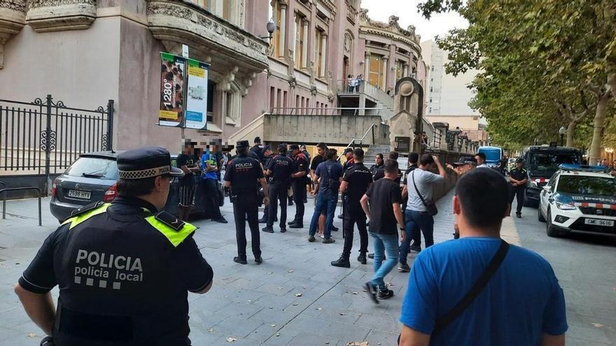 Els organitzadors de la manifestació contra la inseguretat a Manresa reivindiquen la seva independència de qualsevol formació política