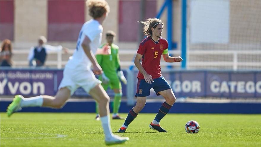 La selección española llama al capitán Yarek