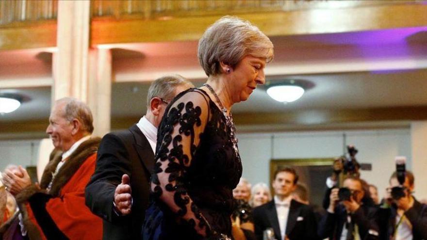 Los aliados de May amenazan con dejarla sin apoyo por el &quot;humillante&quot; pacto del &#039;brexit&#039;