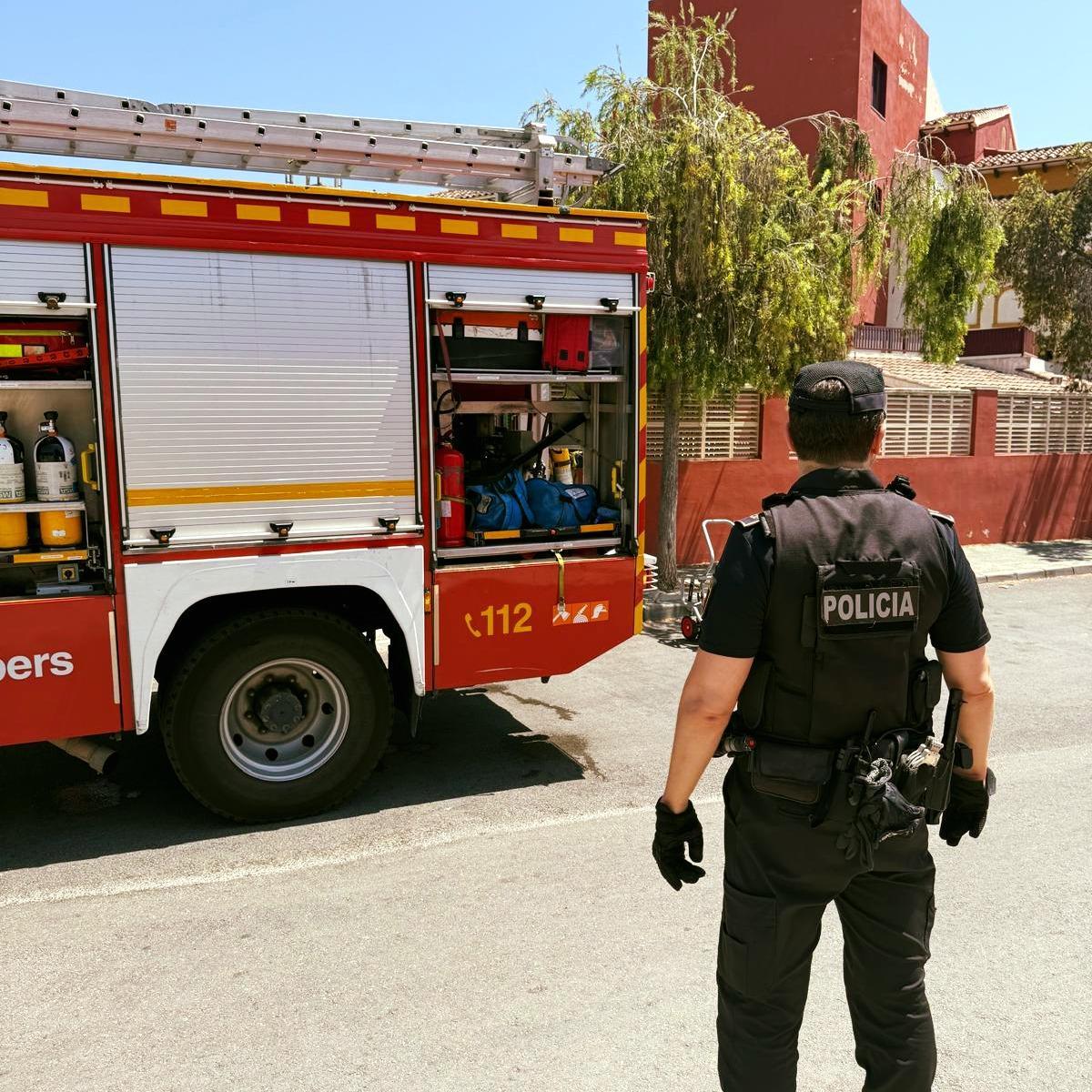 El documento establece como sede del CECOPAL la sala de juntas del Ayuntamiento.