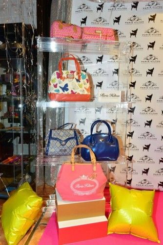 Los bolsos de Paris Hilton