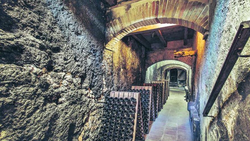 El auge del enoturismo llena de winelovers las bodegas valencianas