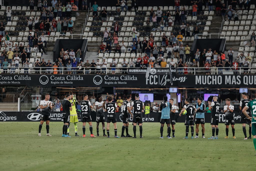 El FC Cartagena 'entierra' al Amorebieta