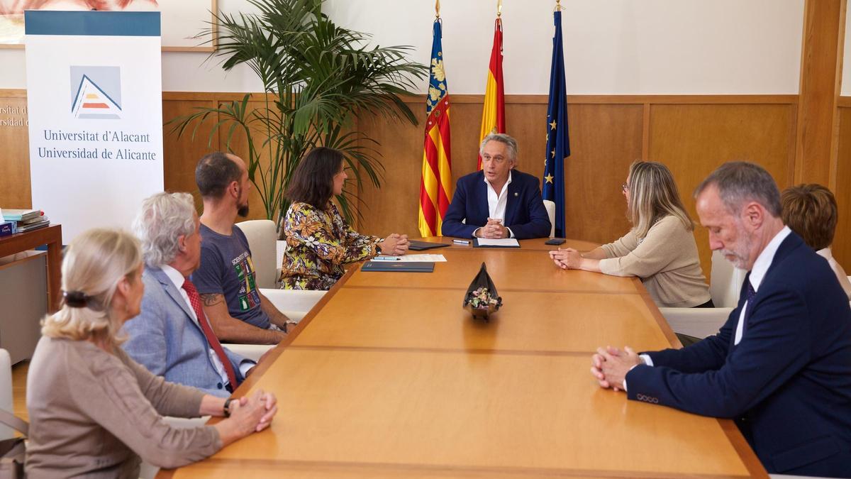Reunión mantenida este jueves para firmar el convenio de colaboración