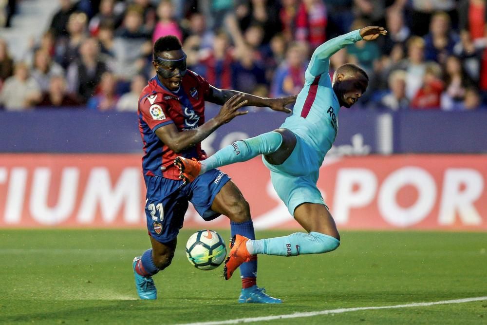 Levante - Barcelona, en imágenes