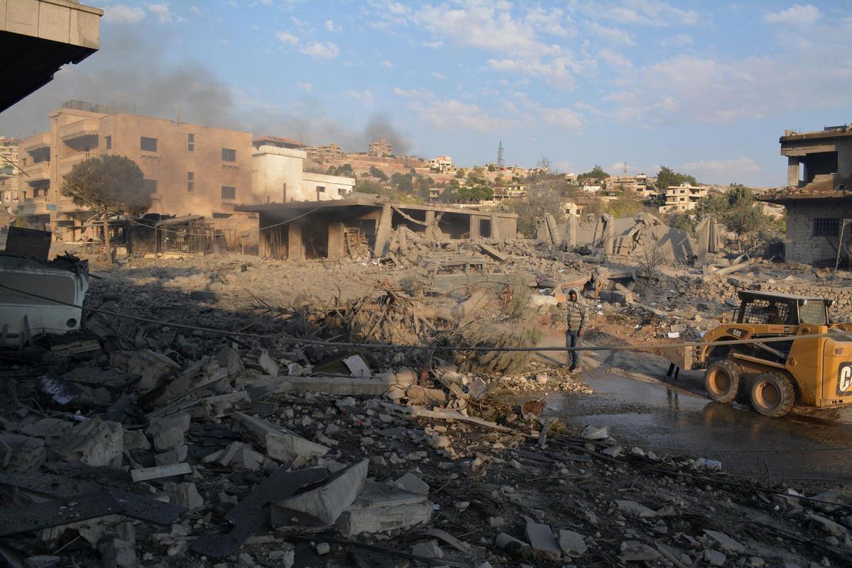 Destrucción causada por bombardeos israelíes en el valle de la Becá, en el este del Líbano.