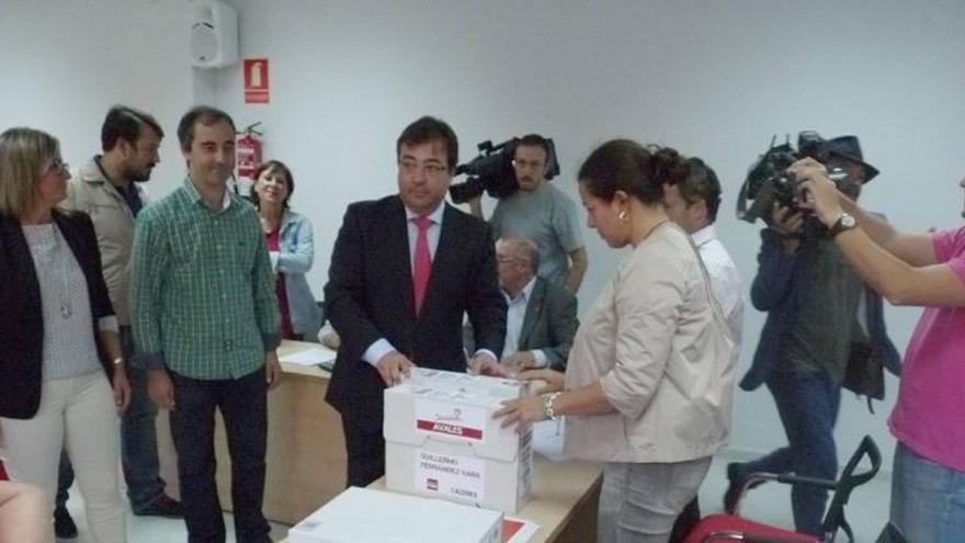 Vara presenta la única candidatura a las primarias del PSOE extremeño