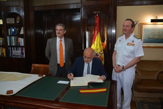 Antonio Morales visita el Mando Naval de Canarias