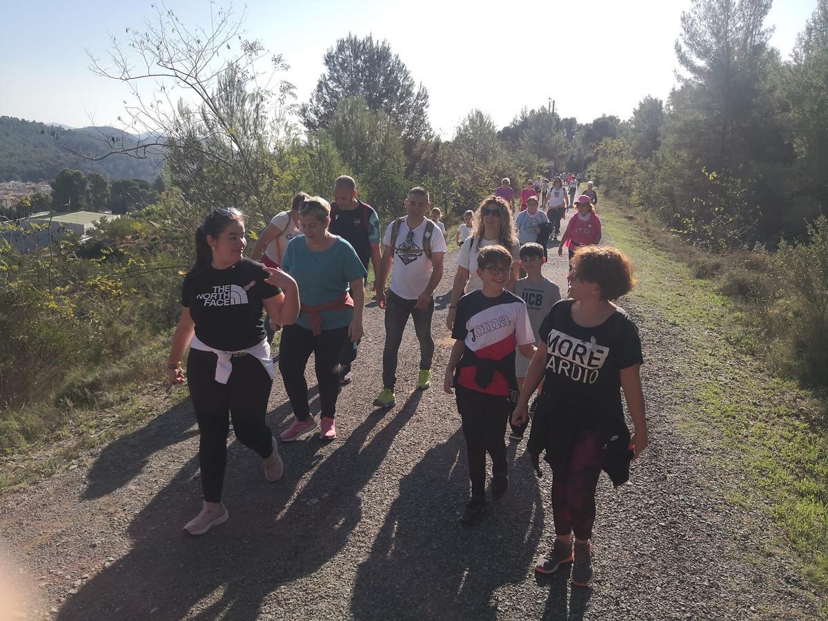 Marcha Solidaria Contra el Cáncer de Mama en Navajas