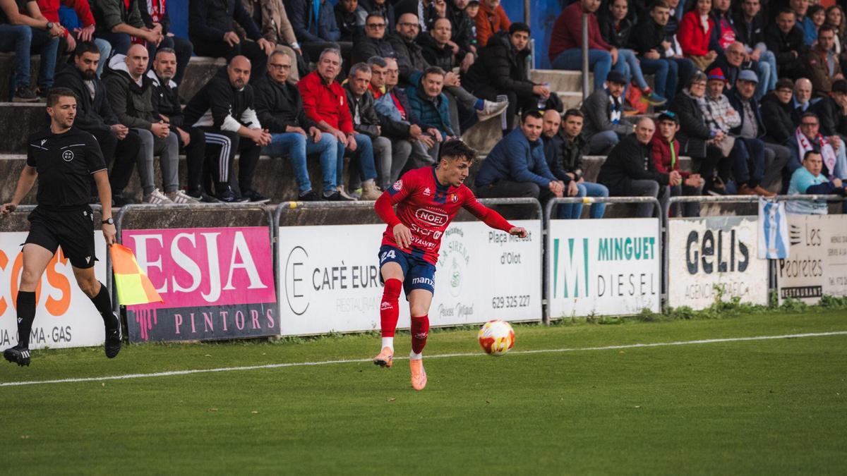Víctor Maffeo, en un partit al Municipal d'Olot.