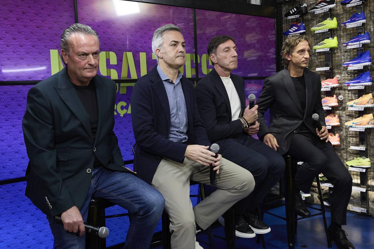 Albert Puig, Víctor Font, Carles Planchart y Francesc Cos, en la presentación del proyecto de fútbol de la candidatura de Nosaltres.