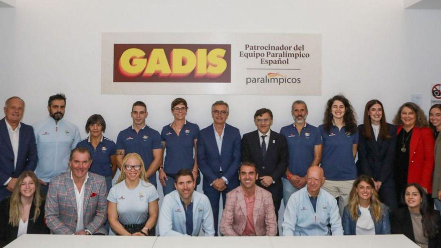 El equipo paralímpico español visita Gadis para agradecer su patrocinio