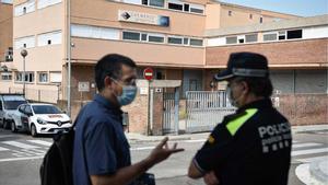 Desalojo okupa en Sant Joan Despí por la presión vecinal