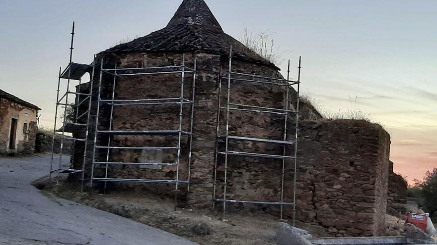 La ermita de los ‘angeles malos’ de Talaván se salva del derrumbe