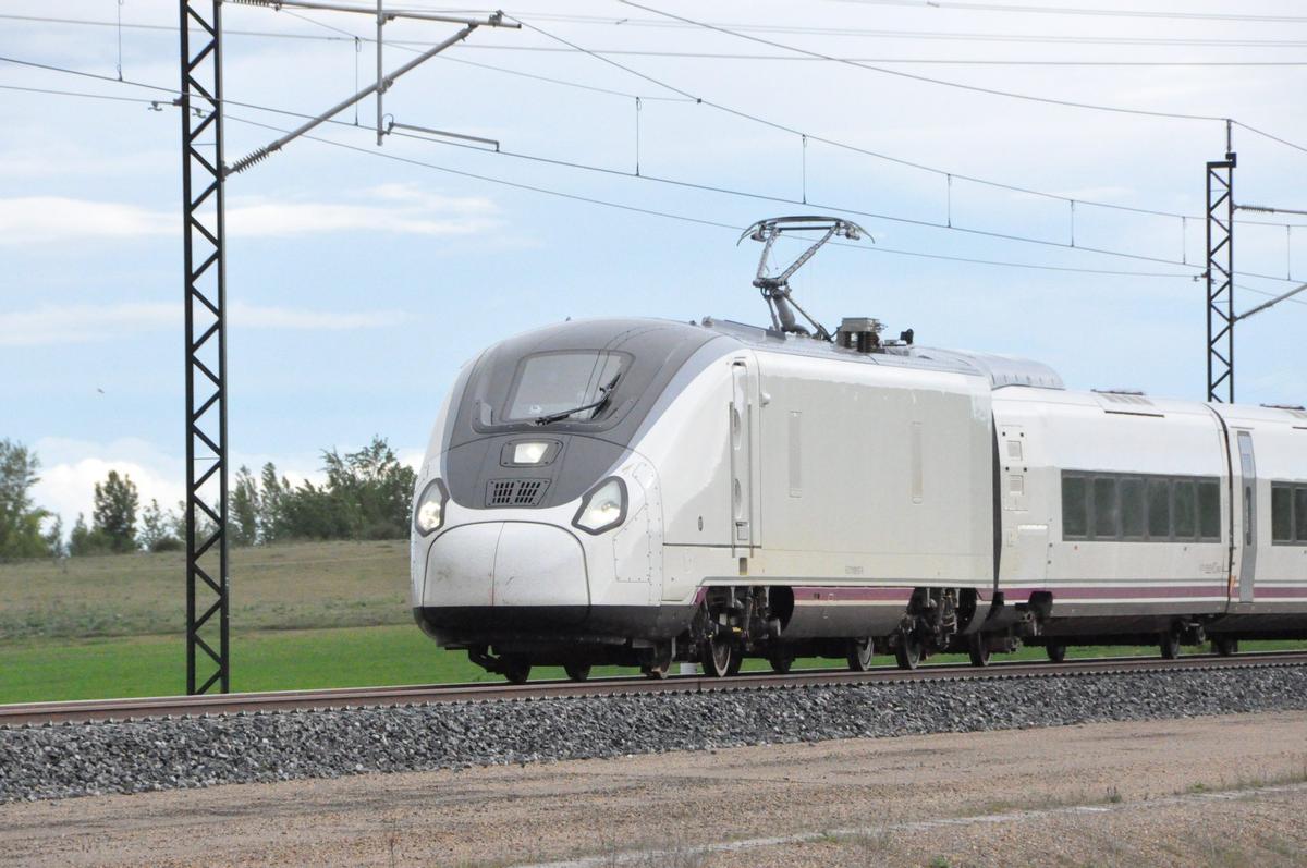 El AVRIL en pruebas alcanzó los 360 por hora en 2022 en Galicia.