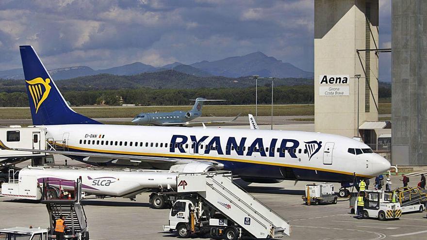 Un dels avions de Ryanair aterrats a l&#039;aeroport Girona-Costa Brava, en una imatge d&#039;arxciu.