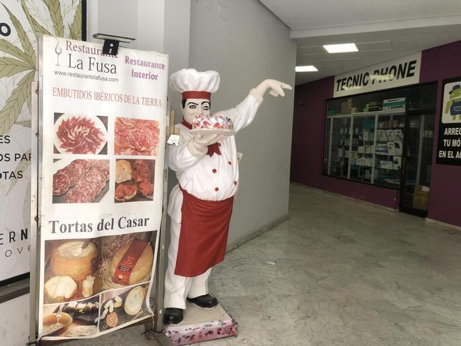 Fotogalería | La galería comercial de la calle San Pedro de Cáceres