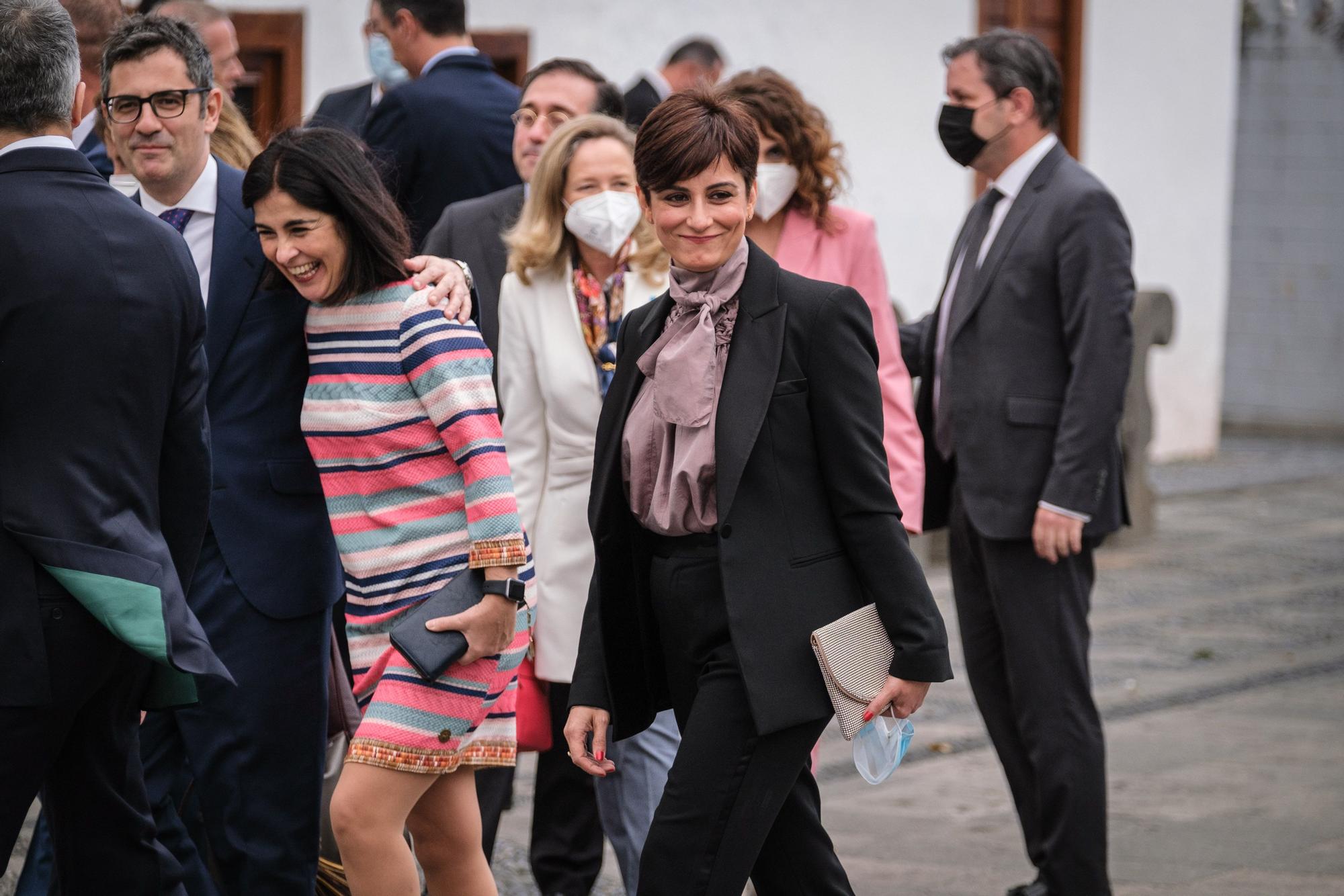 Visita del Rey y los presidentes de las comunidades a La Palma al acto de homenaje a los palmeros