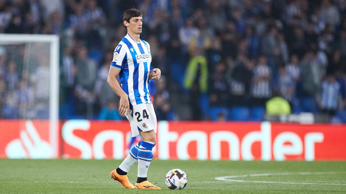 El central de la Real Sociedad Robin Le Normand, una de las novedades.