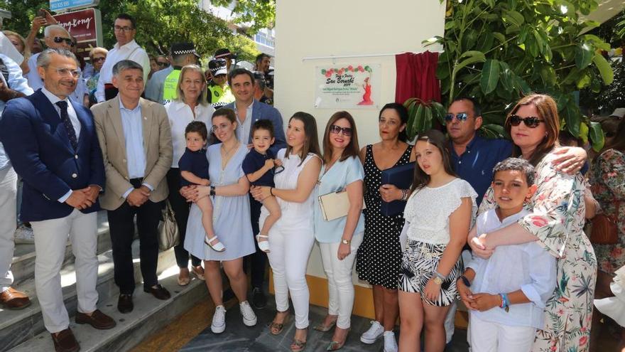 Imagen de la inauguración del Arco del Paseo de la Alameda, en honor del empresario José Miguel Rodríguez Bernal, Matute