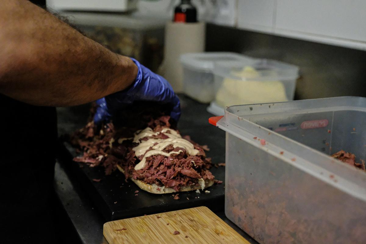 Comida XXXL: desde cruasanes de 1 kilo hasta burgers tamaño mesa