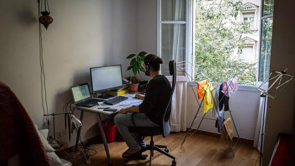 Crece la demanda de teletrabajo en la Junta, pero quedan 410 vacantes