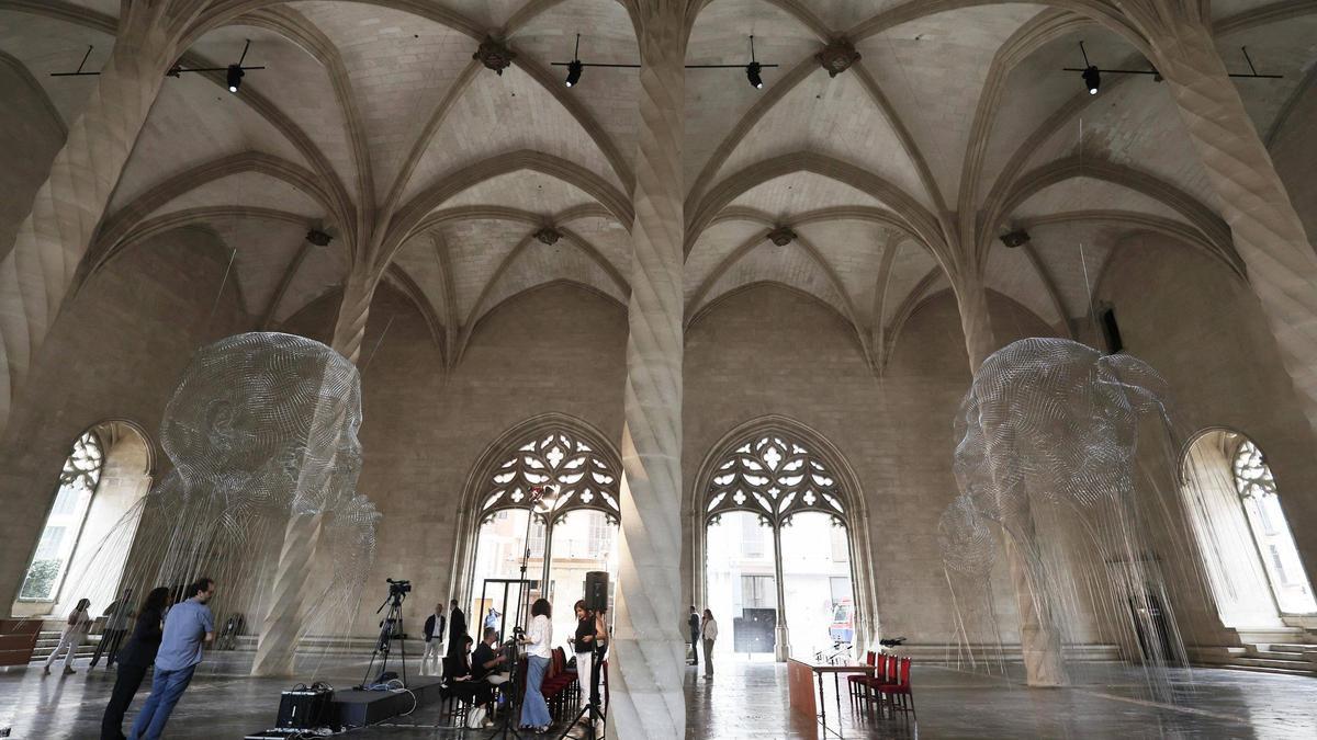 La obra "Mirall" en la Lonja de Palma