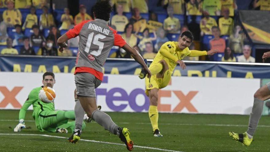 Gerard despierta al Villarreal y certifica el billete a los octavos de la Europa League