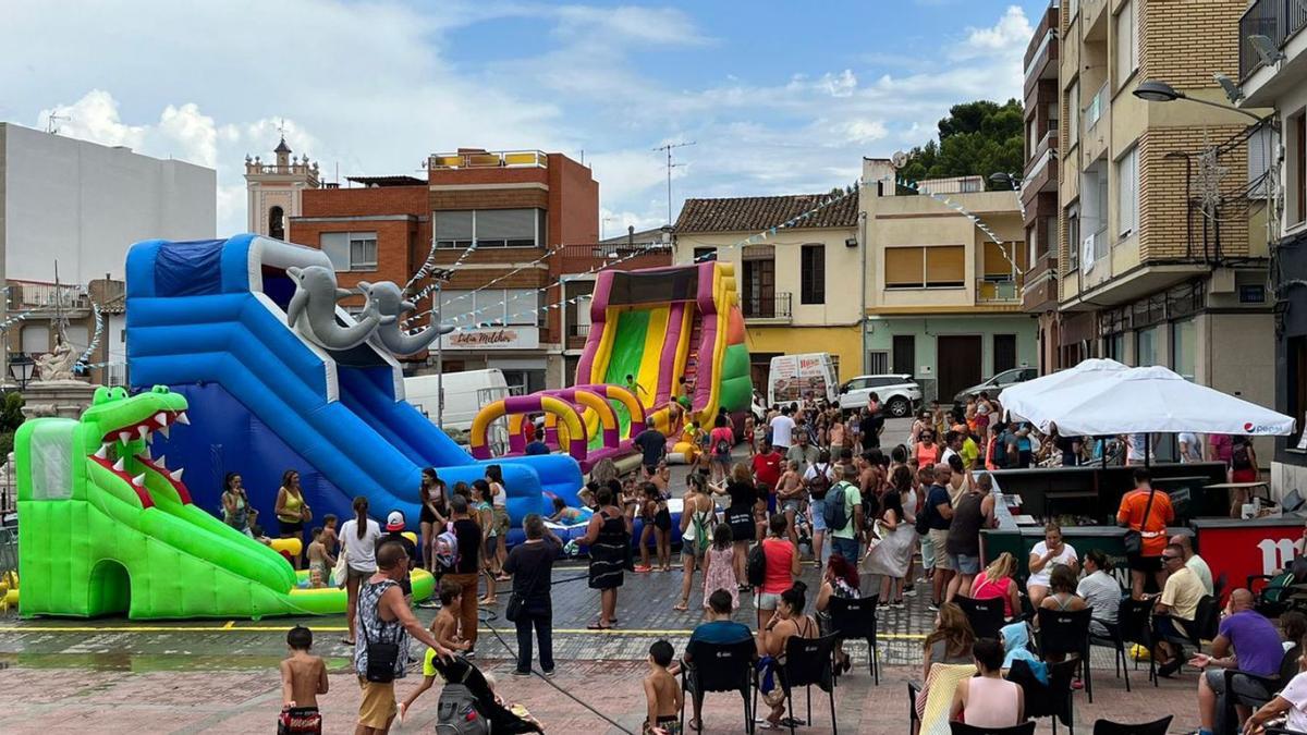 El parque acuático en la plaza de la Estrella. | AYUNTAMIENTO GILET