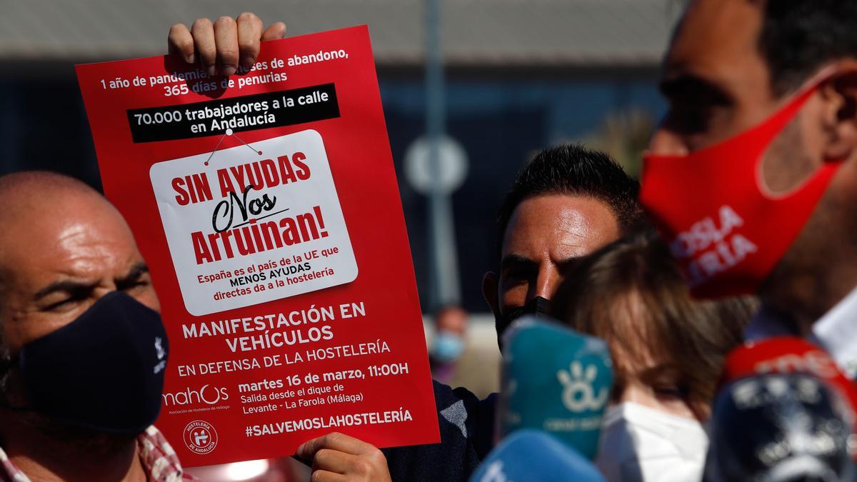 Manifestación de los hosteleros de Málaga por las calles de Málaga