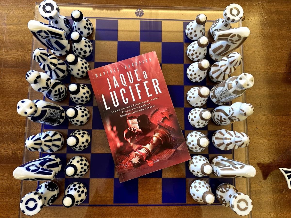 El ajedrez, una de las claves simbólicas de 'Jaque a Lucifer', la novela de Maribel Barreiro.