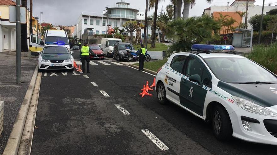 Control de la Guardia Civil en Tenerife