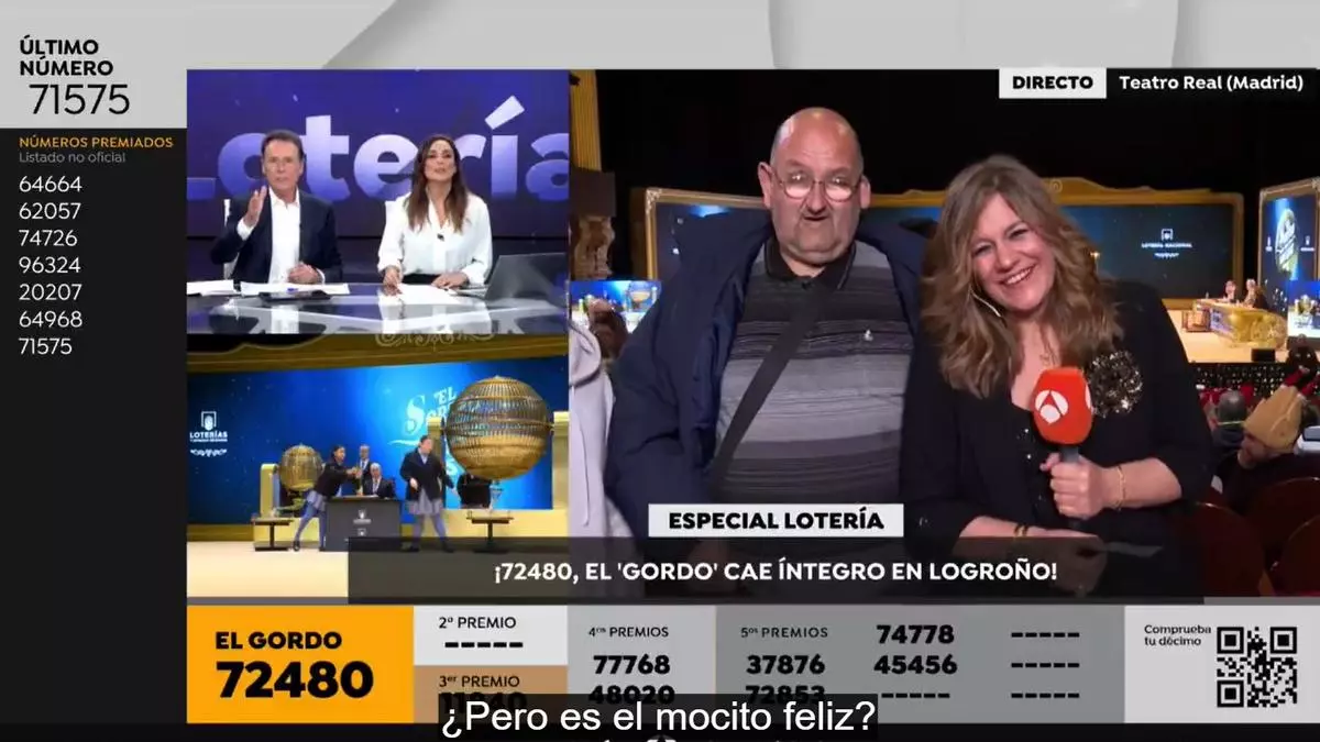 El 'Dandy' de Barcelona se cuela en la Loter赤a de Navidad y da una surrealista entrevista con Mat赤as Prats y M車nica Carrillo: "?Es el mocito feliz?"