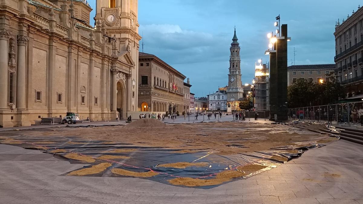 El Belén de la plaza del Pilar comienza este miércoles su montaje