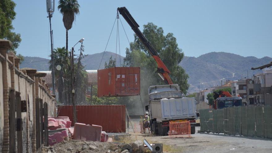 Las obras en los alrededores de la Estación del Carmen levantaron la alarma entre los vecinos.