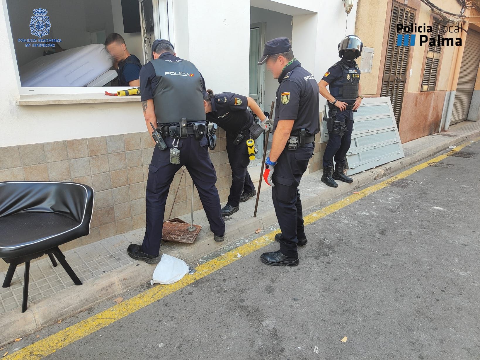 Uno de los narcos detenidos en Palma intentó quemar con un soplete una gran cantidad de dinero