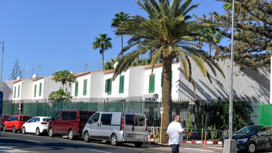 "Me levanto cada mañana sin saber si me van a echar a la calle": la propietaria de un apartamento en San Bartolomé de Tirajana afectada por la comunicación del Registro cuenta su historia