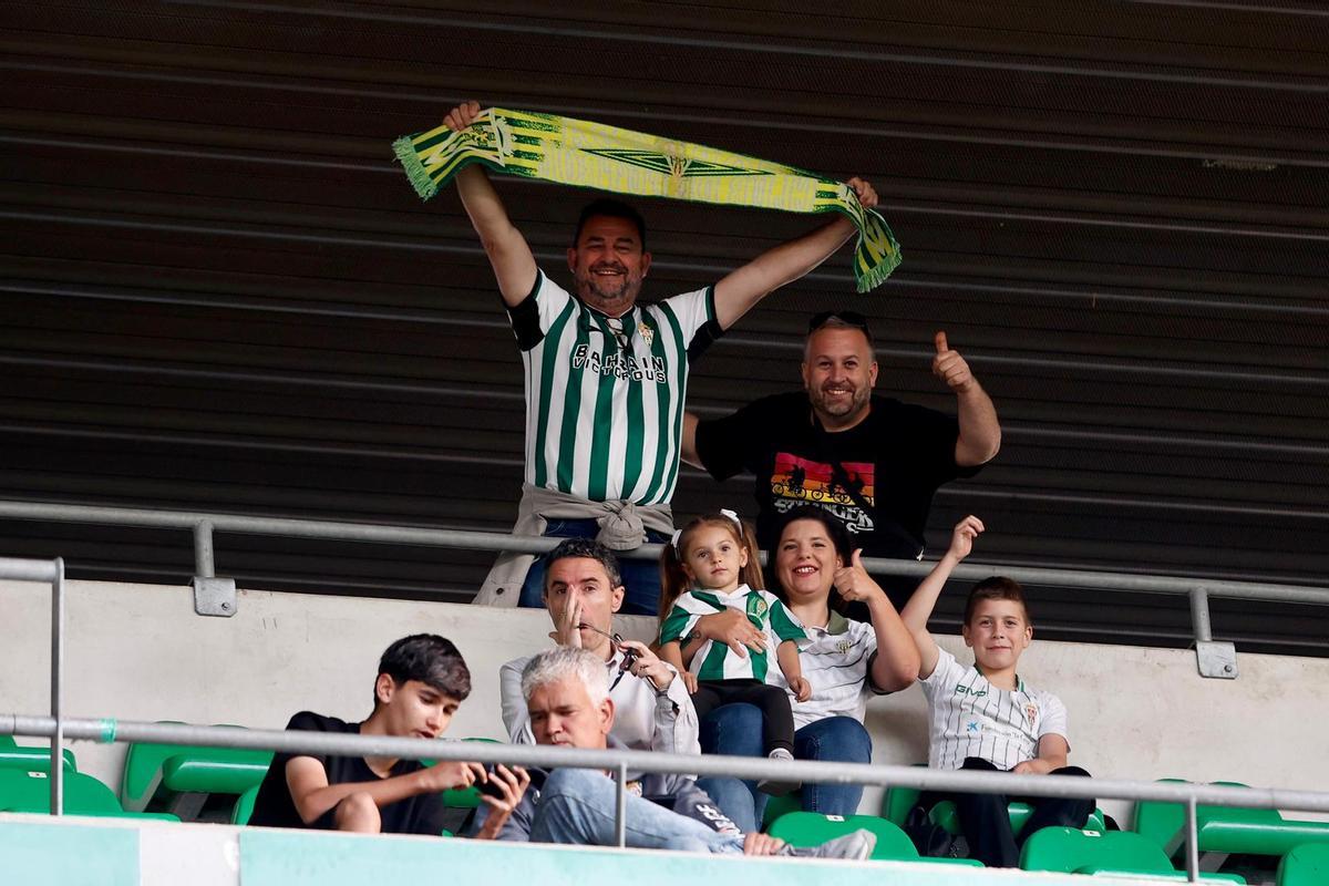 Córdoba CF-Albacete | Las imágenes de la afición en El Arcángel