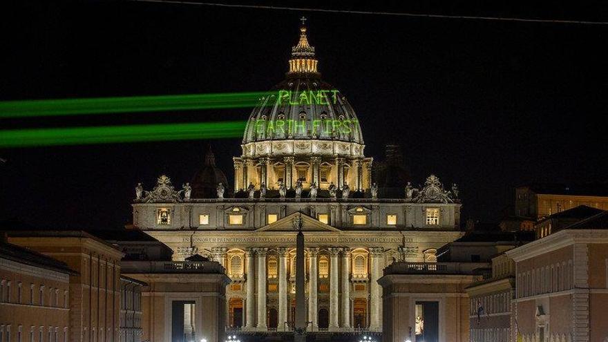 Imagen del mensaje sobre la cúpula.