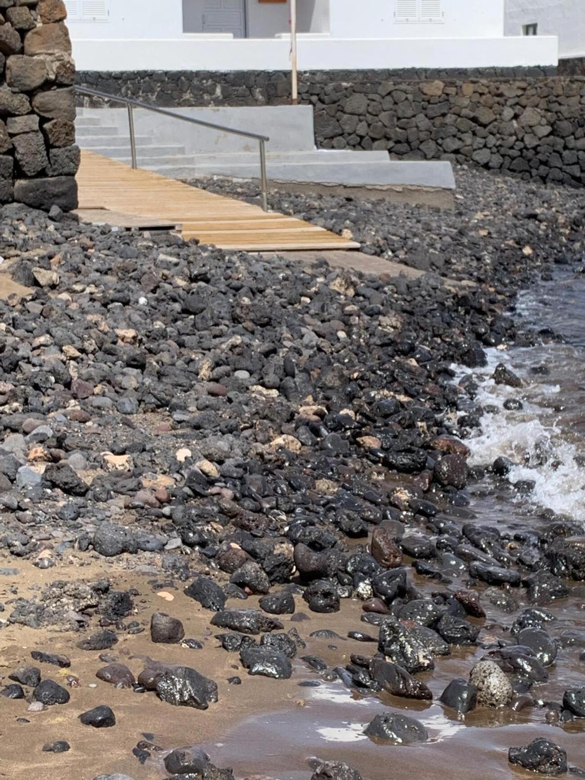 Deficiencias en el balneario y accesos a la playa de La Garita, en Arrieta Deficiencias en el balneario y accesos a la playa de La Garita, en Arrieta