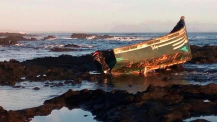 Siete africanos mueren y 13 desaparecen al hundirse una patera rumbo a Canarias