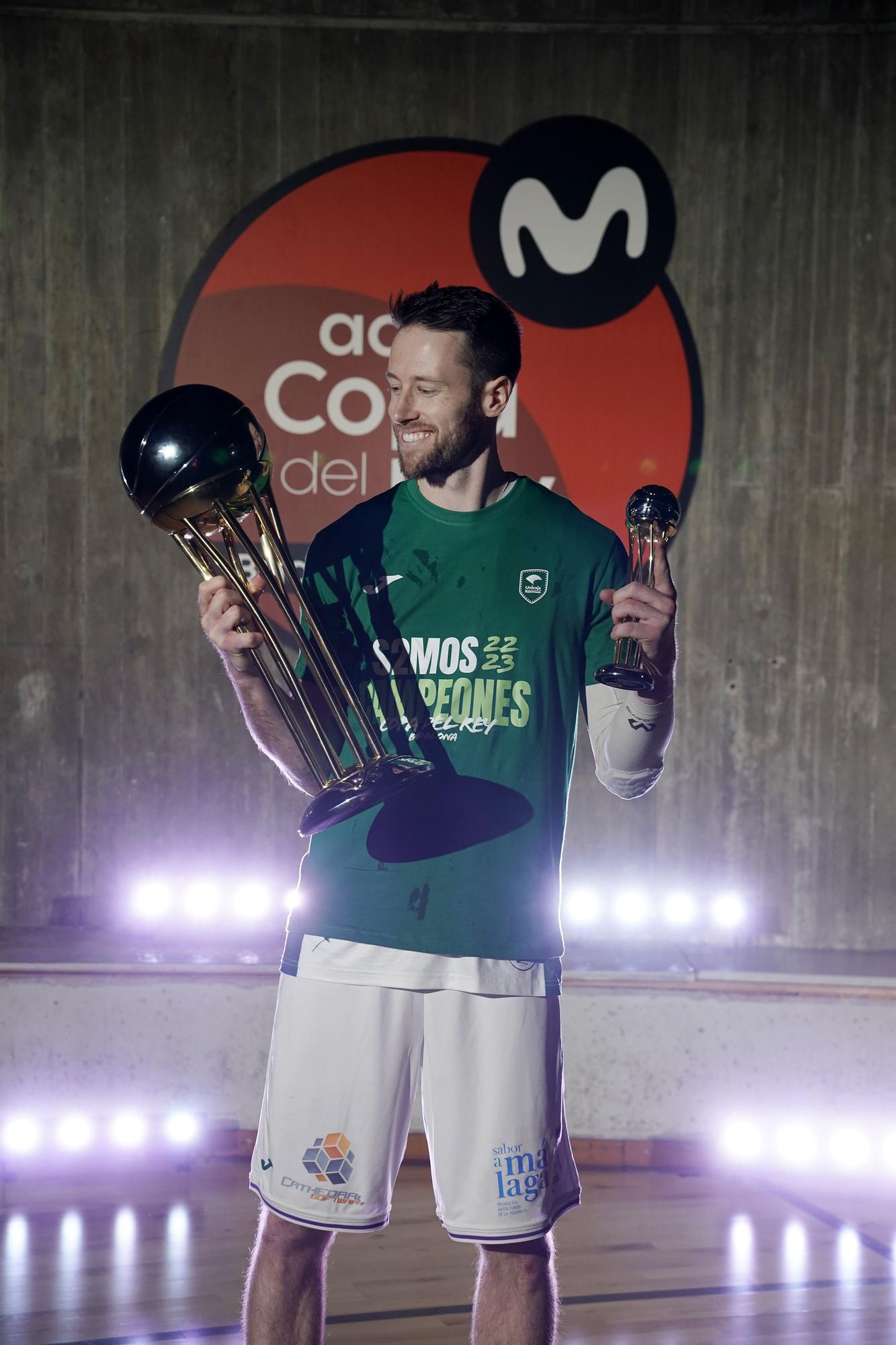 Unicaja: Los campeones de la Copa del Rey posan con el trofeo