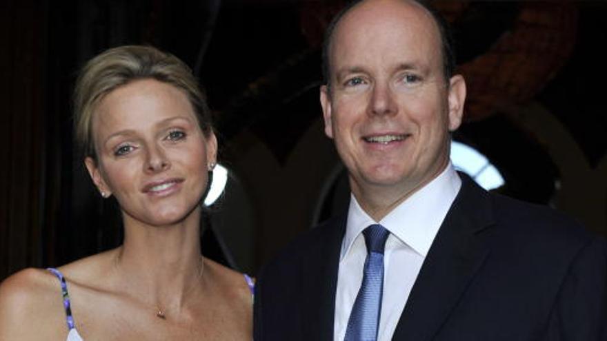 El Príncipe Alberto de Mónaco y su esposa Charlene Wittstock.