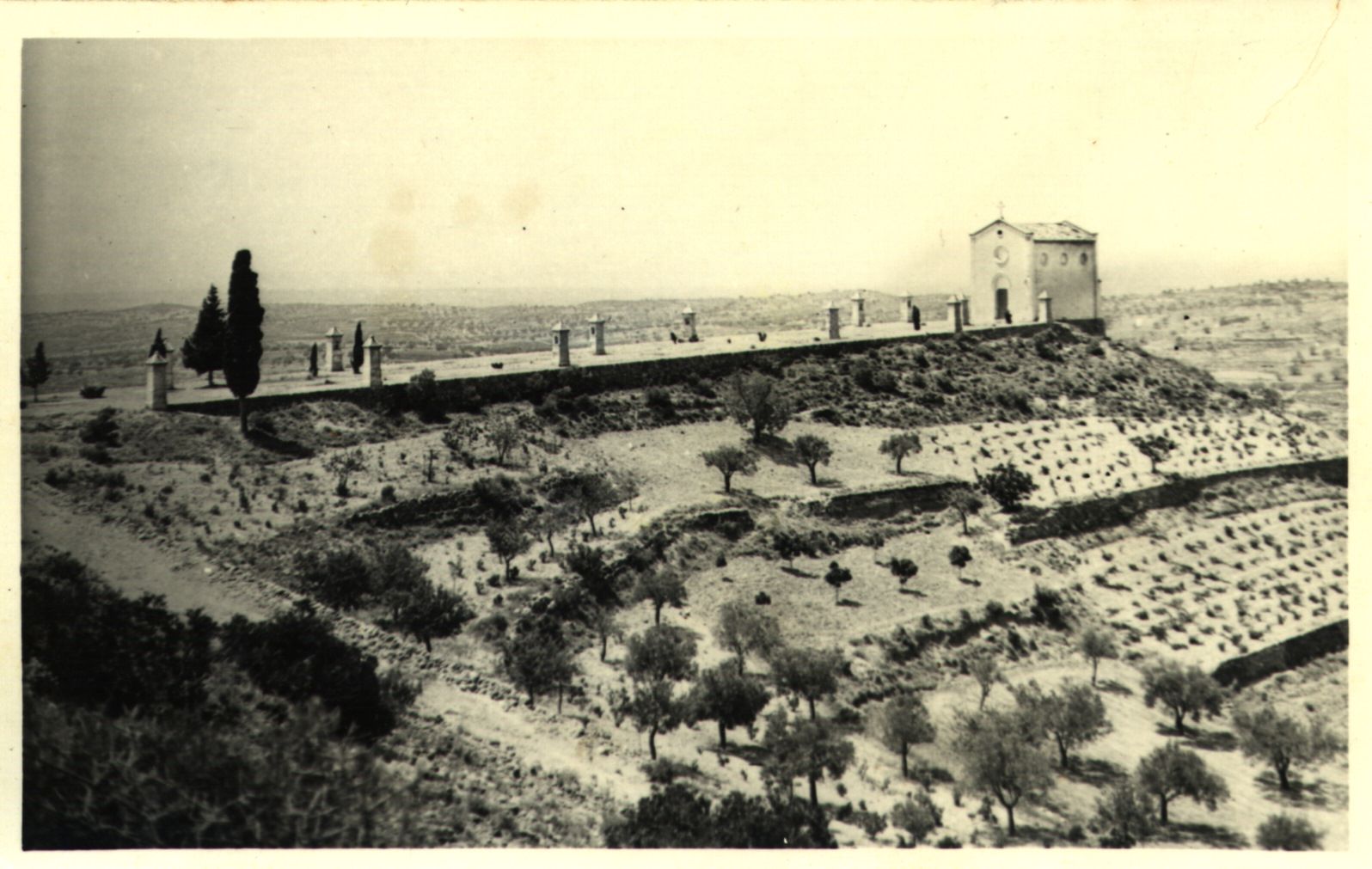 Panorámica de la Ermita de San Francisco de Asís en 1922.