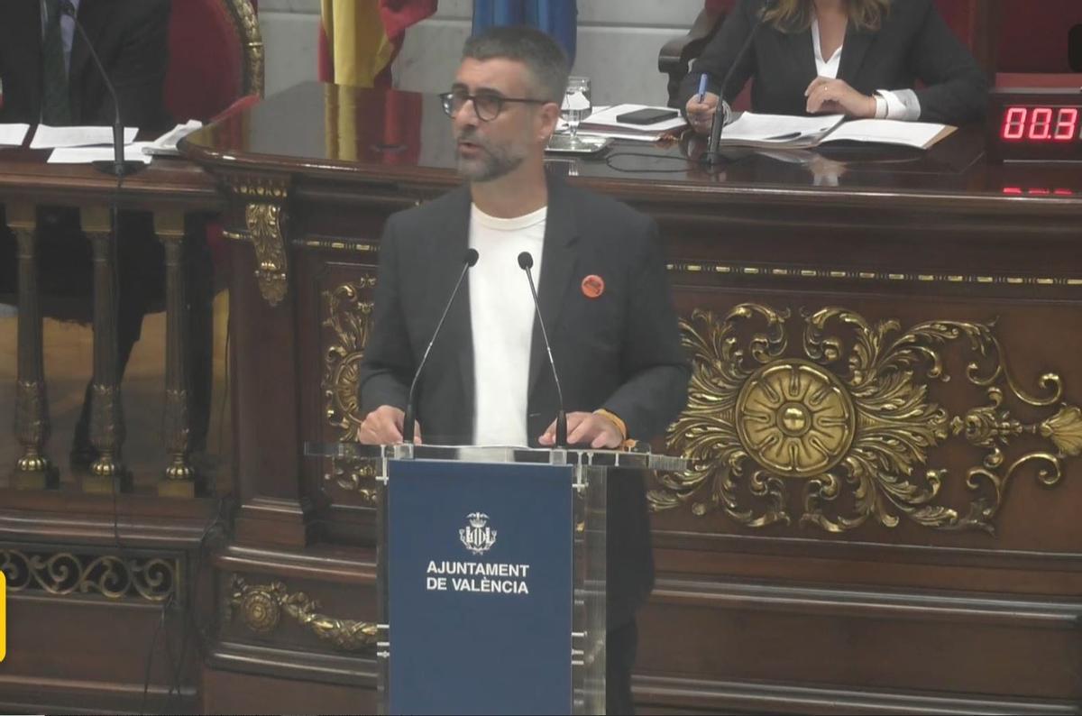 Pere Fuset rescató los honores a Rita Barberá