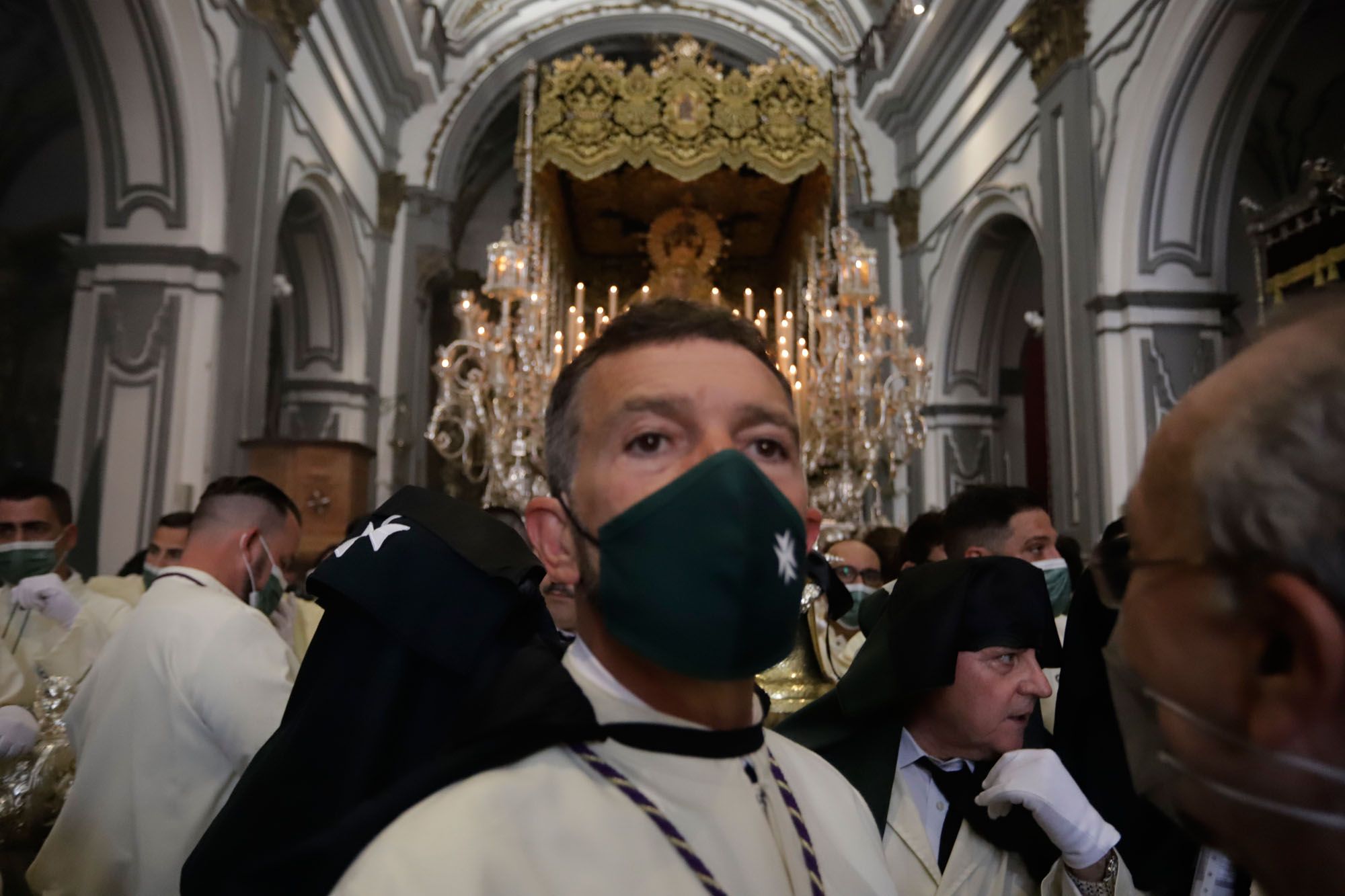 Lágrimas y Favores | Domingo de Ramos 2022