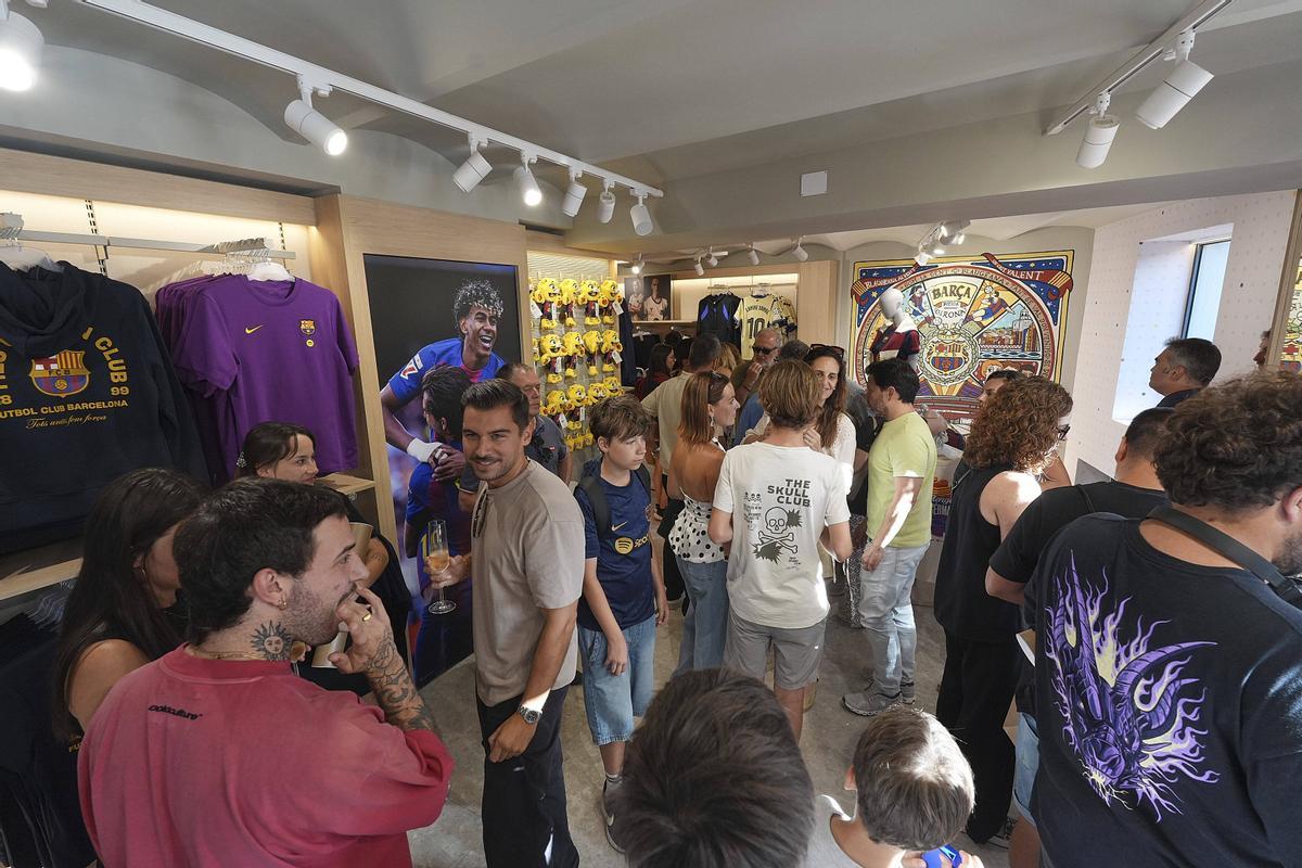 Les imatges de la inauguració de la botiga del Barça
