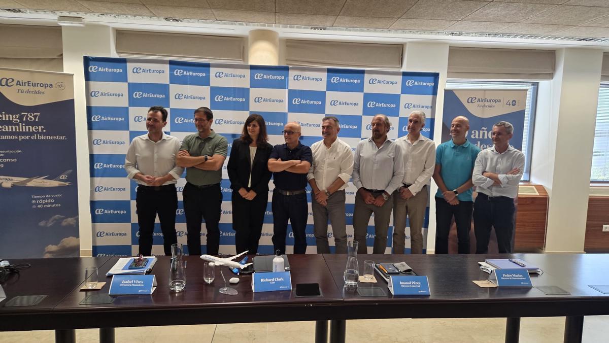 Los ejecutivos de Air Europa apuestan por un crecimiento de la compañía