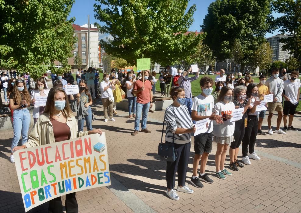 Participaron estudiantes, profesores y padres y madres. / Rafa Vázquez