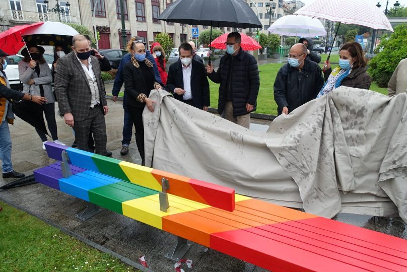 Así es el primer banco LGTBI de Vigo